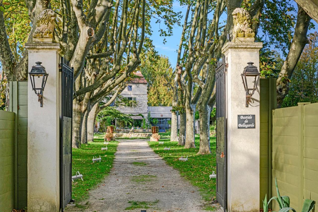 Bastide De Bellegarde Bed & Breakfast Avignon Exterior photo