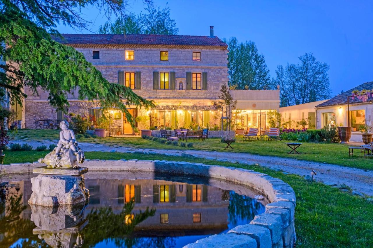 Bastide De Bellegarde Bed & Breakfast Avignon Exterior photo