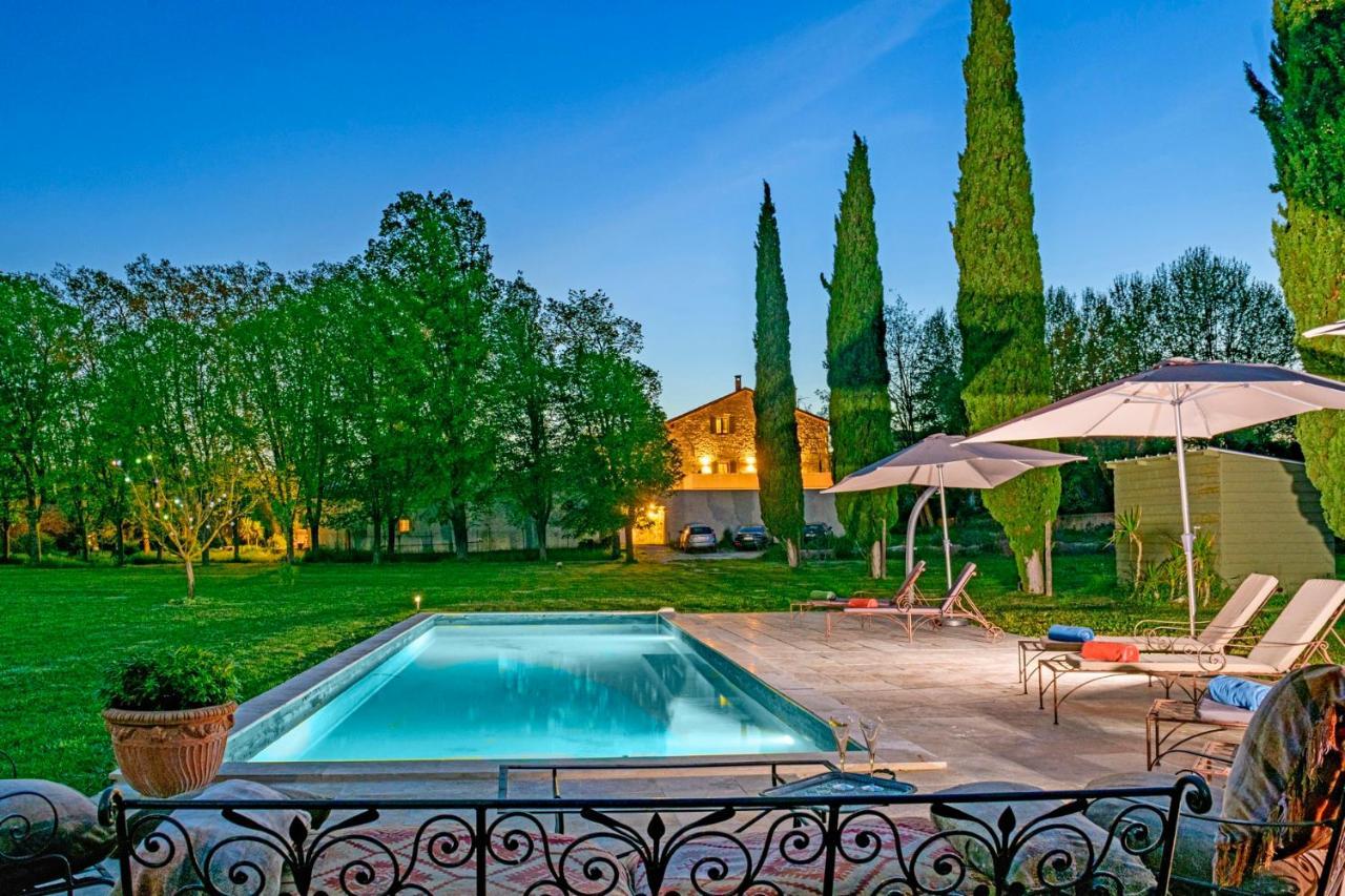 Bastide De Bellegarde Bed & Breakfast Avignon Exterior photo
