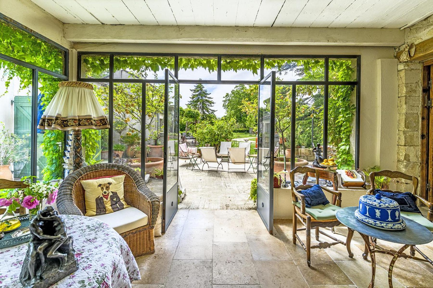 Bastide De Bellegarde Bed & Breakfast Avignon Exterior photo