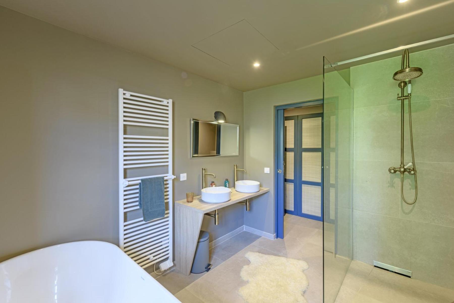 Bastide De Bellegarde Bed & Breakfast Avignon Exterior photo