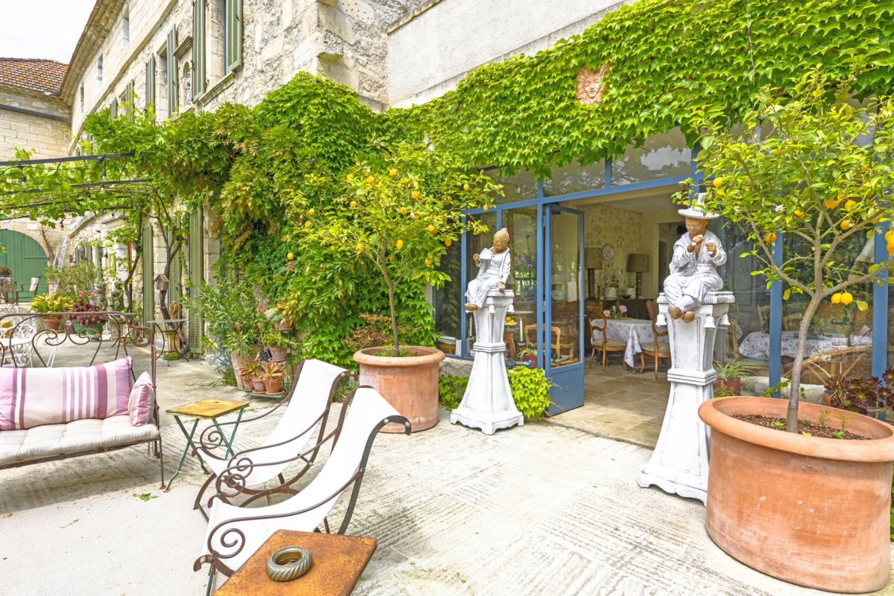 Bastide De Bellegarde Bed & Breakfast Avignon Exterior photo